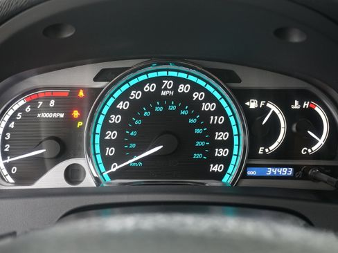 Used 2010 Toyota Venza FWD image 15
