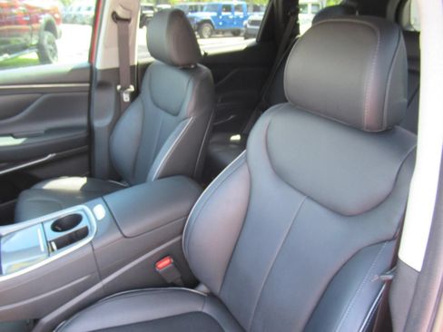 Used 2023 Hyundai Santa Fe Limited FWD image 17