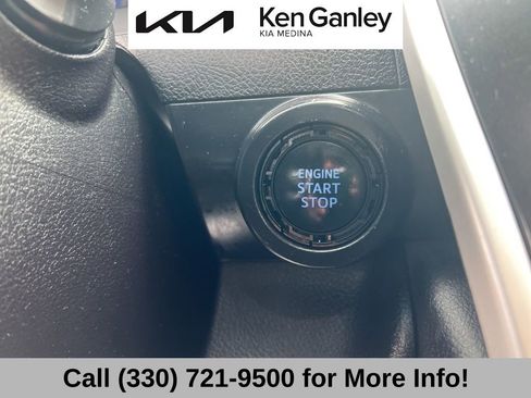 Used 2015 Toyota Camry XSE w/ Advanced Technology Package image 37