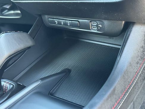 Used 2025 Dodge Charger Daytona R/T w/ Quick Order Package 25M R/T AWD/4WD image 18