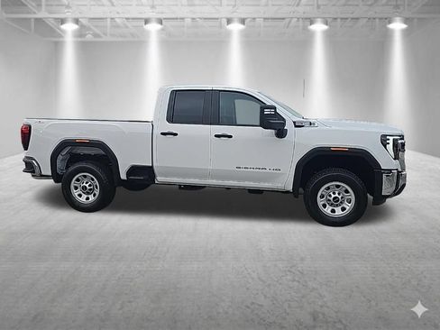 New 2026 GMC Sierra 2500 Pro w/ Convenience Package AWD/4WD image 2