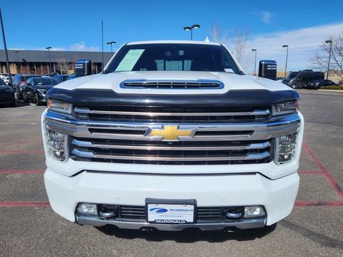 Used 2022 Chevrolet Silverado 2500 High Country w/ Safety Package II image 7