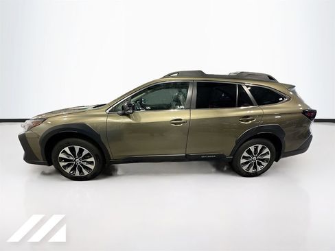 Used 2023 Subaru Outback Limited image 8