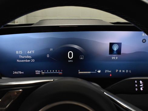 Used 2025 Buick Enclave Preferred image 25