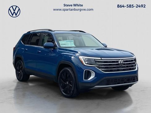 New 2026 Volkswagen Atlas SE FWD image 1