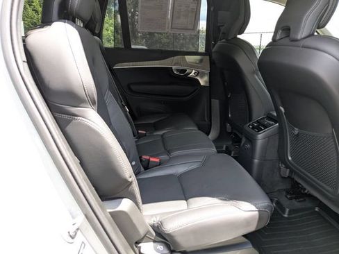 Used 2024 Volvo XC90 T8 Ultimate AWD/4WD image 39