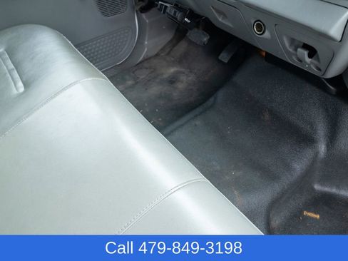 Used 2005 Ford F350 2WD Regular Cab DRW Super Duty image 27