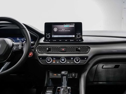 Used 2023 Acura Integra FWD image 13