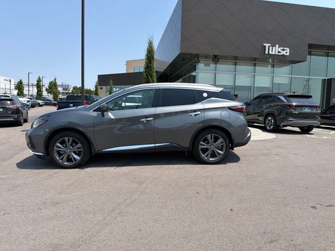 Used 2019 Nissan Murano Platinum w/ Cargo Package FWD image 1