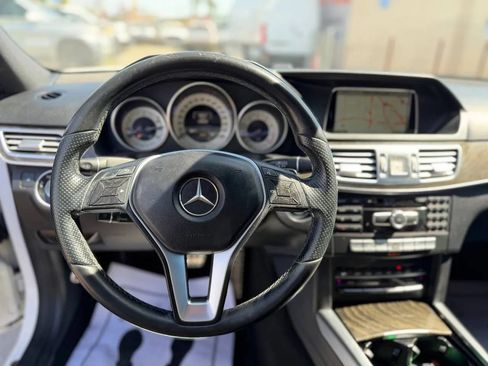 Used 2014 Mercedes-Benz E 350 Sedan image 53