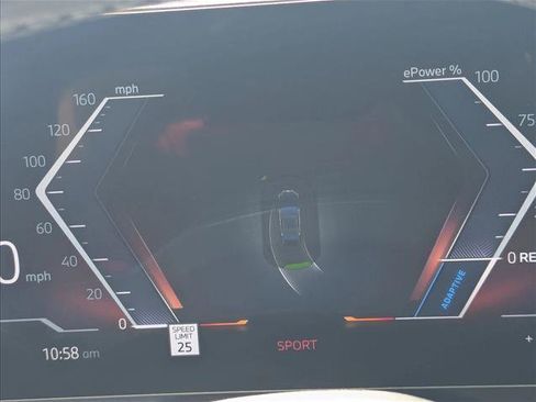 New 2026 BMW i5 eDrive40 image 10