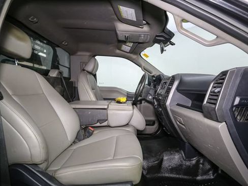 Used 2022 Ford F550 4x4 Regular Cab Super Duty image 15