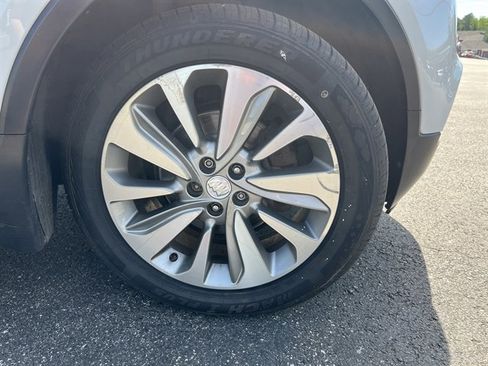 Used 2017 Buick Encore Preferred FWD image 5