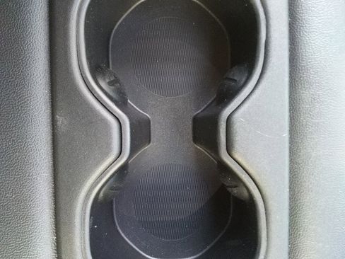 Used 2024 Jeep Grand Cherokee Limited image 11