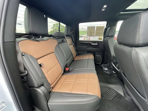 Certified 2025 Chevrolet Silverado 2500 High Country w/ High Country Premium Package AWD/4WD image 28