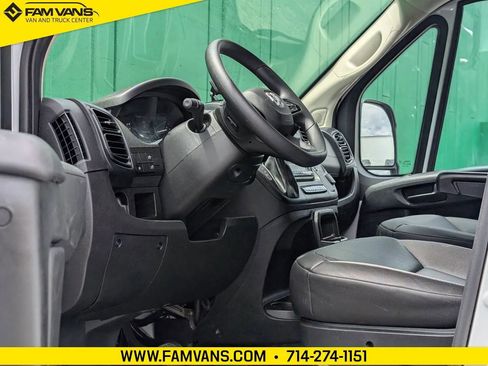 Used 2026 RAM ProMaster 2500 w/ Convenience Group FWD image 15