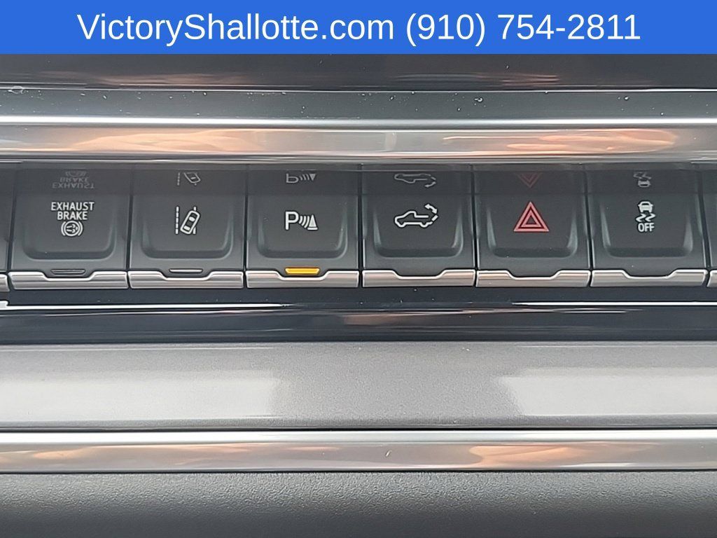 Used 2026 Chevrolet Silverado 2500 High Country w/ High Country Premium Package AWD/4WD image 10