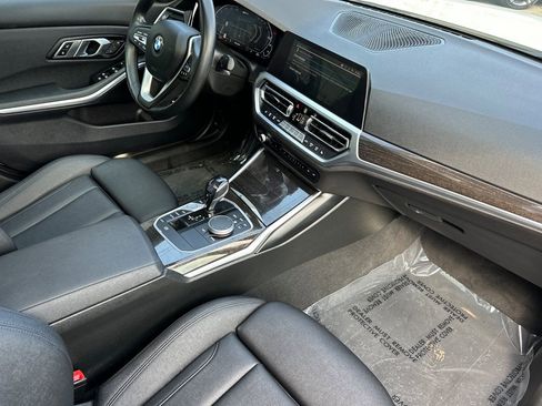 Used 2021 BMW 330e w/ Driving Assistance Package RWD image 17