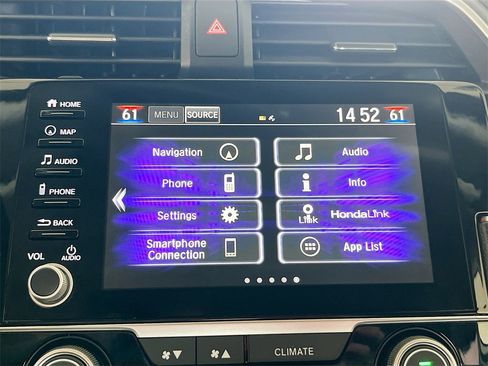 Used 2019 Honda Civic Touring image 15