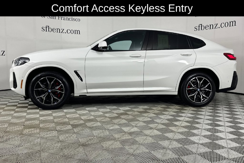 Used 2024 BMW X4 xDrive30i w/ M Sport Package AWD/4WD image 8
