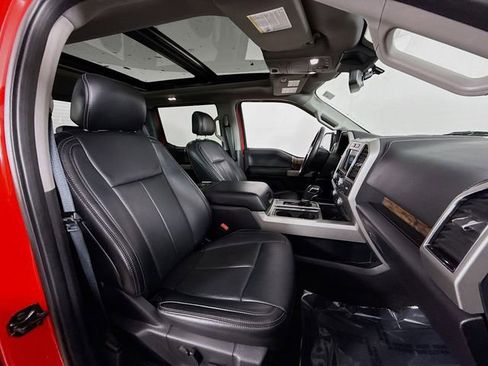 Certified 2019 Ford F150 Lariat w/ Equipment Group 502A Luxury image 30