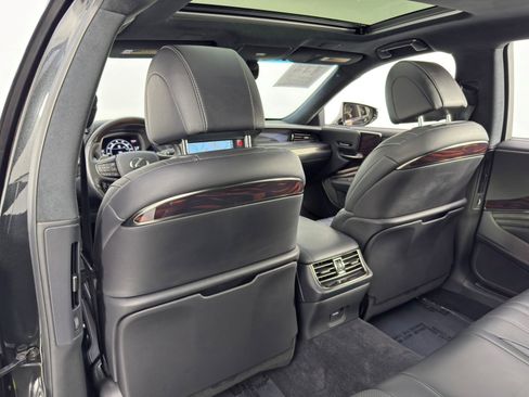 Used 2018 Lexus LS 500 AWD image 37