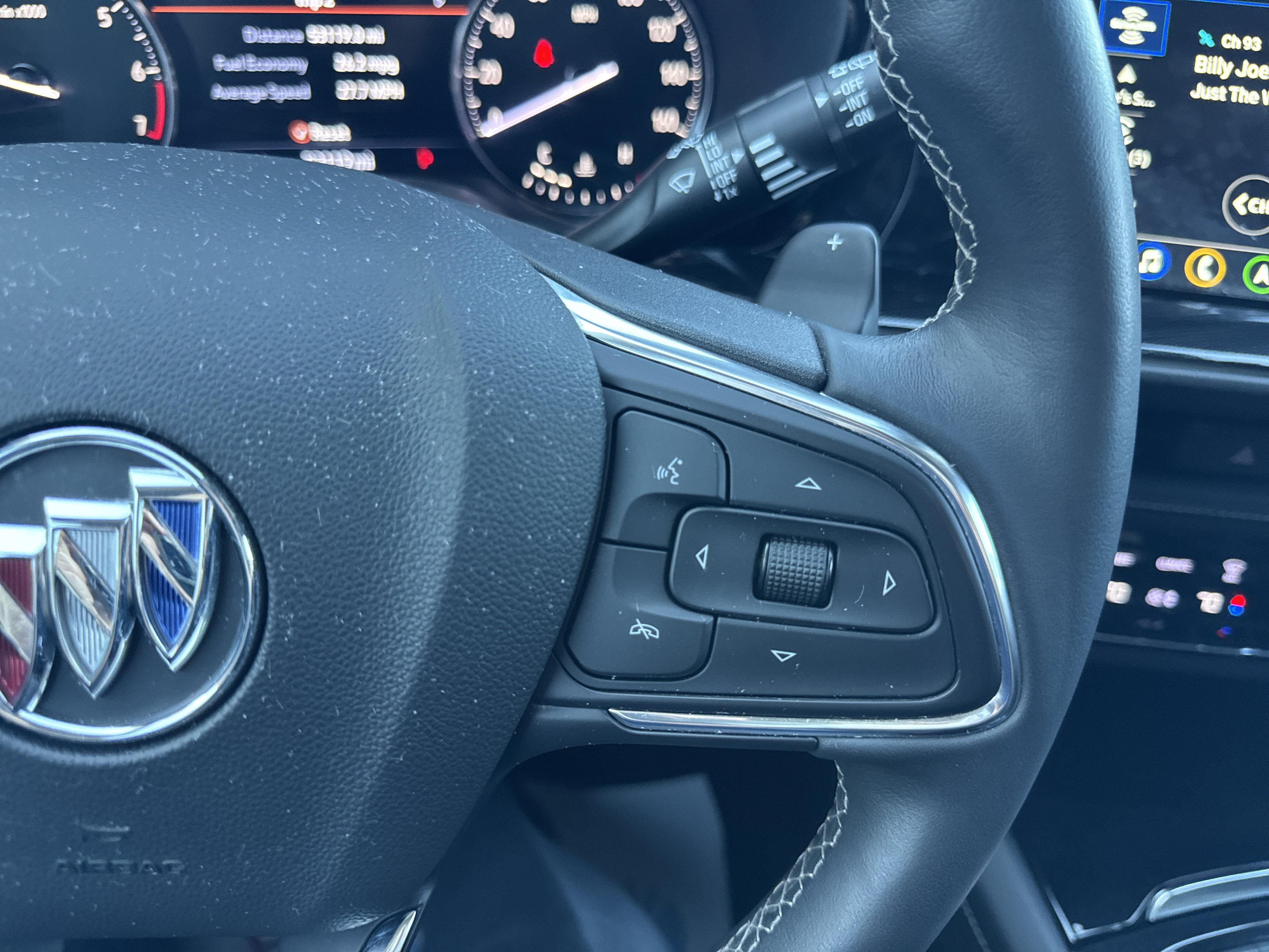 Used 2022 Buick Envision Essence w/ Technology Package II FWD image 29