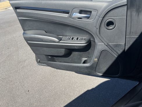 Used 2023 Chrysler 300 S image 17