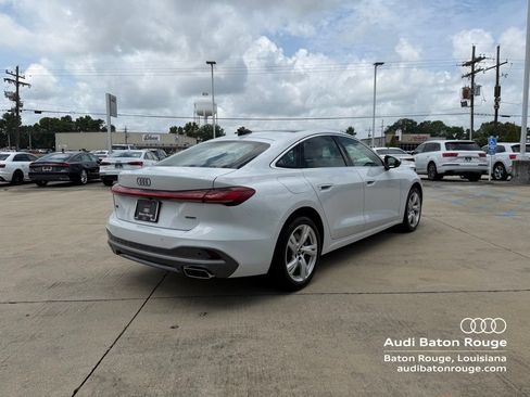 Used 2025 Audi A5 2.0T Premium w/ Convenience Package AWD/4WD image 4