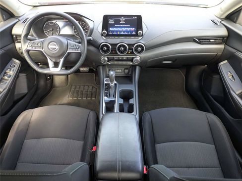 Used 2025 Nissan Sentra SV FWD image 16