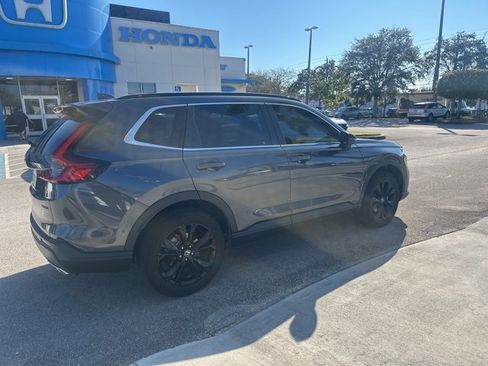 Used 2024 Honda CR-V Sport Touring image 3