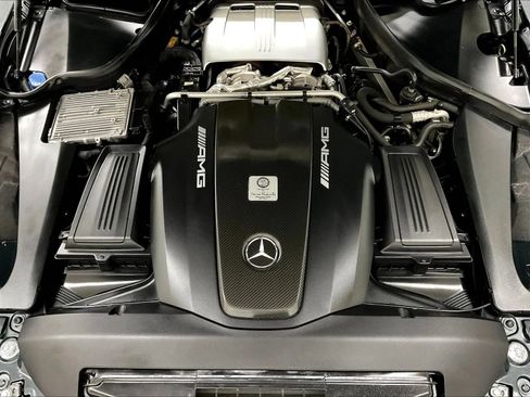 Used 2018 Mercedes-Benz AMG GT S w/ Exclusive Interior Package image 34