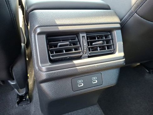 Used 2023 Honda Accord EX-L image 11