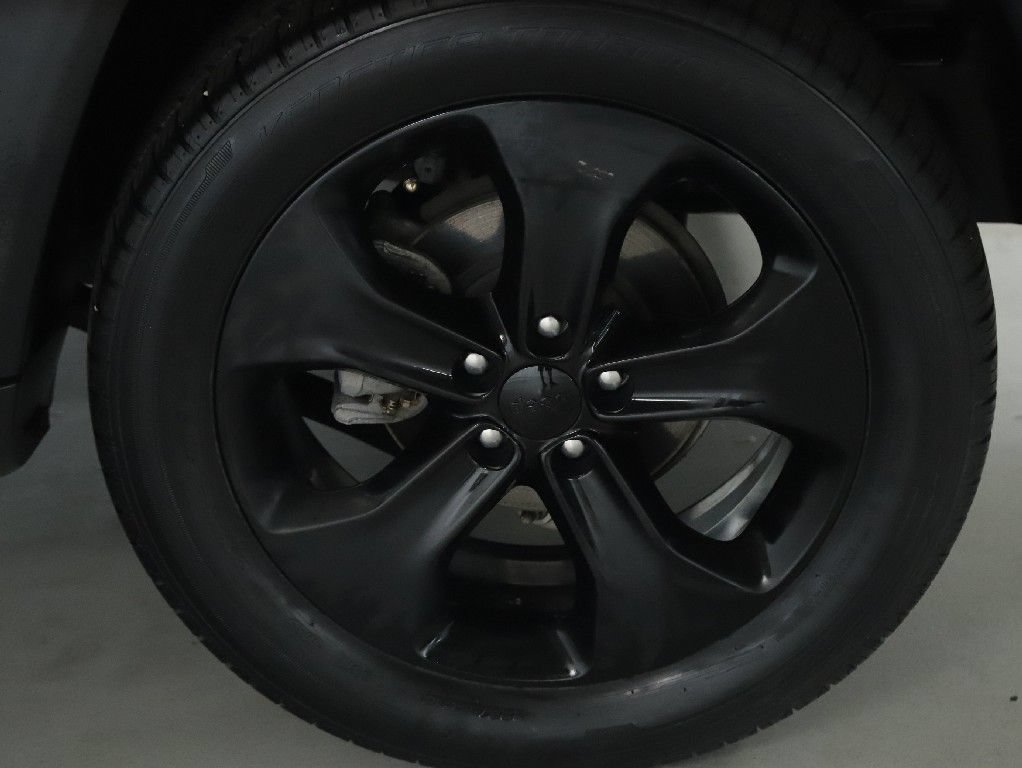 Used 2019 Jeep Compass Latitude AWD/4WD image 39