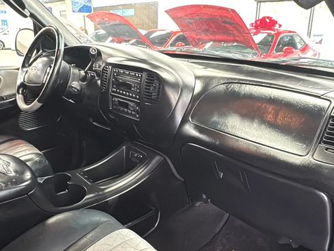 Used 2003 Ford F150 Harley-Davidson RWD image 8
