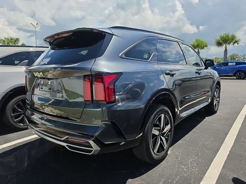 Certified 2023 Kia Sorento S FWD image 16
