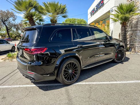 Used 2024 Mercedes-Benz GLS 63 AMG 4MATIC image 7