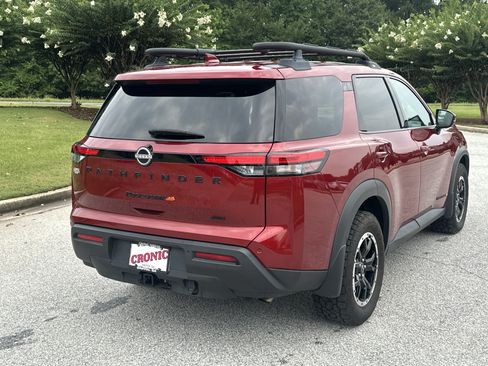 Used 2025 Nissan Pathfinder Rock Creek AWD/4WD image 5