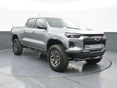 New 2026 Chevrolet Colorado ZR2 w/ Technology Package AWD/4WD image 21