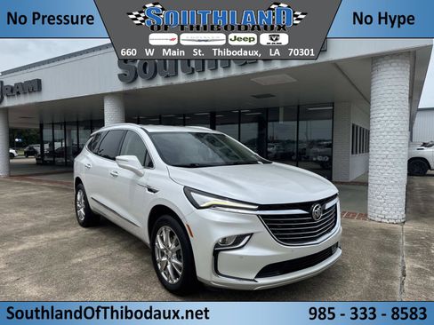 Used 2022 Buick Enclave Premium w/ Surround and Sites Package image 1