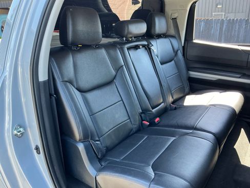 Used 2018 Toyota Tundra SR5 w/ TRD Off Road Package AWD/4WD image 20