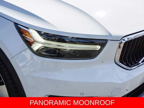 Used 2020 Volvo XC40 T5 Momentum AWD/4WD image 10