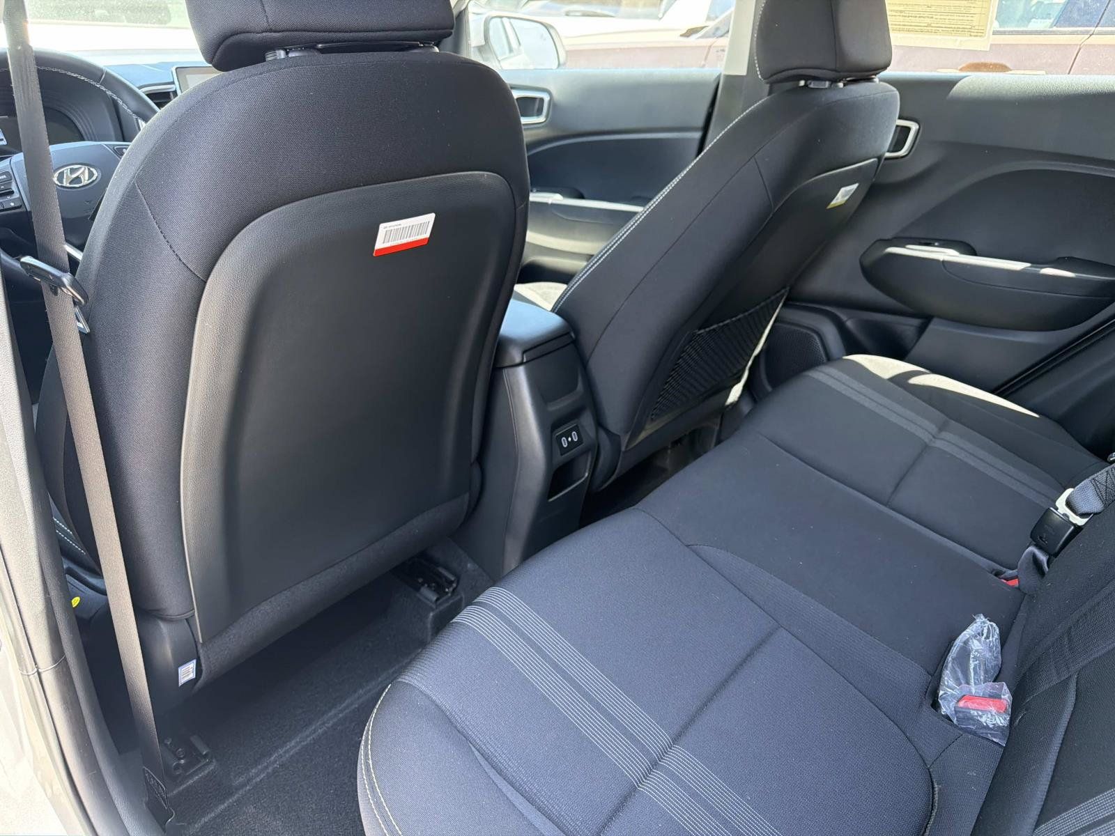 Used 2026 Hyundai Venue SEL FWD image 11