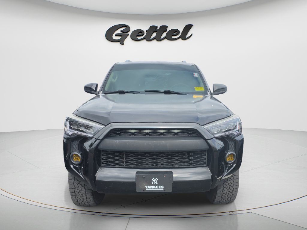 Used 2014 Toyota 4Runner SR5 AWD/4WD image 2