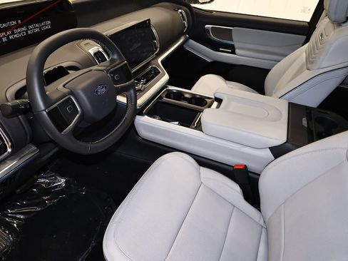 New 2026 Ford Expedition Max Platinum w/ Platinum Ultimate Package AWD/4WD image 22