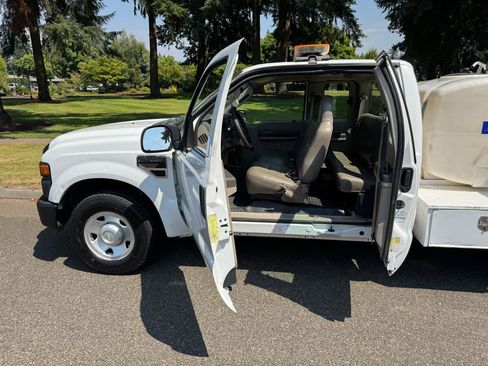 Used 2008 Ford F350 XL RWD image 11