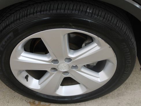 Used 2016 Buick Encore FWD image 32