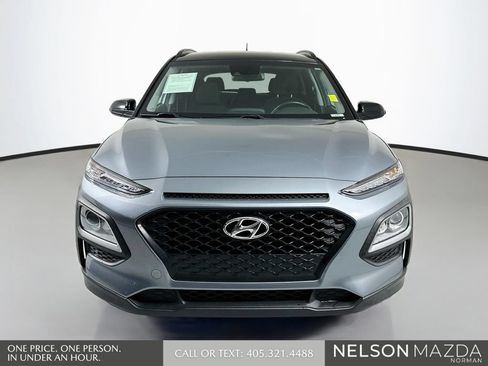 Used 2020 Hyundai Kona SEL w/ Cargo Package FWD image 2