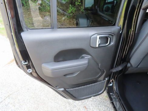 New 2025 Jeep Wrangler Sport S image 21