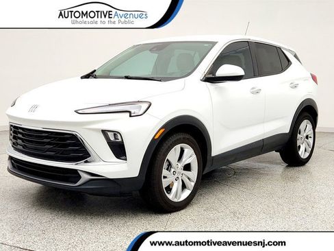 Used 2024 Buick Encore GX Preferred image 1